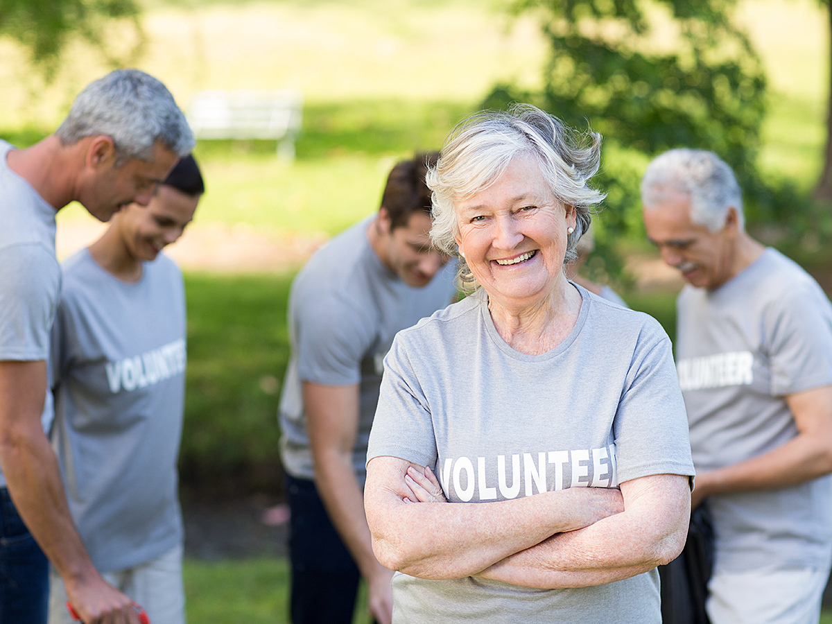 lonely woman volunteers