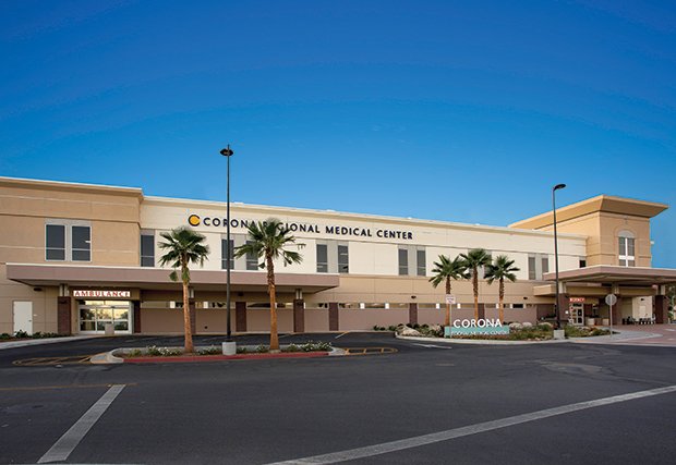 El grupo de trabajo especial trabaja para mejorar la experiencia de la sala de emergencias, Centro Médico Regional de Corona, Corona, California